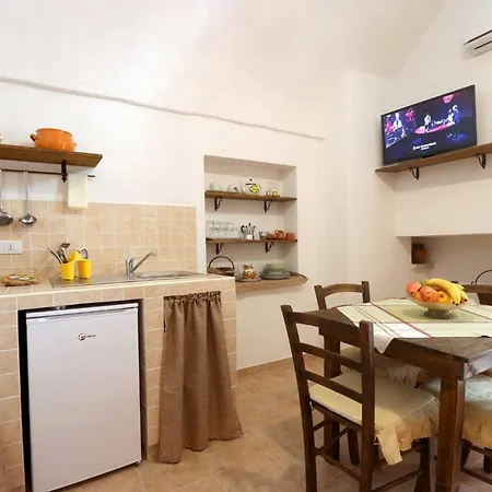 Corte Antica 2 * Presicce